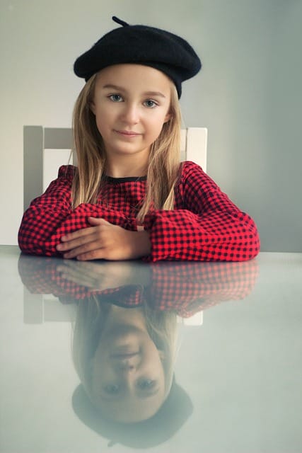 girl in beret